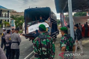 Logistik pilkada tiba di Natuna usai tempuh perjalanan laut dua hari