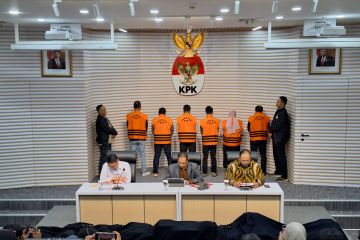 KPK tahan 6 orang terjaring OTT di Kalsel