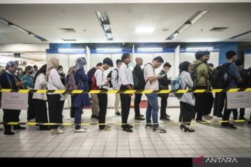 Dua ribu lebih lowongan tersedia di bursa kerja ketiga Jakarta Selatan