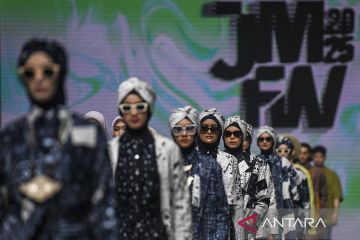 JMFW 2025 busana muslim Indonesia diharapkan mampu menembus pasar gobal