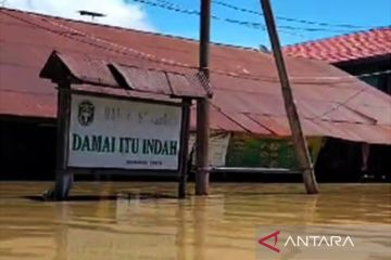 Banjir setinggi satu meter terjang 12 kampung di Mahakam Ulu Kaltim