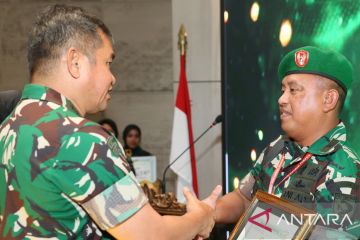 Aster Kasdam Pattimura juara lomba karya tulis KSAD