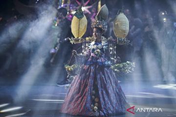 Peringati Hari Batik Nasional 2024 dengan Batik Night Carnival di Pekalongan