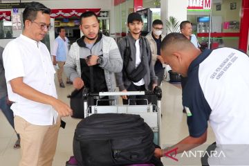 Dua mahasiswa Aceh tiba di Tanah Rencong dari Lebanon