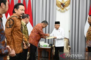 MPR serahkan undangan pelantikan Prabowo-Gibran ke Wapres Ma'ruf Amin