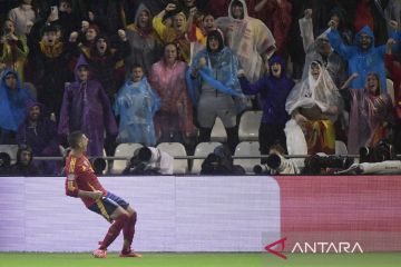 Timnas Spanyol atasi Serbia 3-0