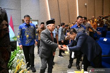 Wapres hadiri Sidang Terbuka Promosi Gelar Doktor Bahlil Lahadalia 