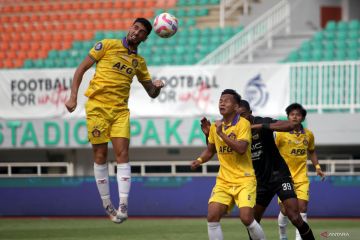 Persik memulai kembali kompetisi dengan tundukkan Dewa United 3-2