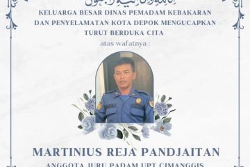 Petugas Damkar Depok meninggal saat padamkan kebakaran Pasar Cisalak