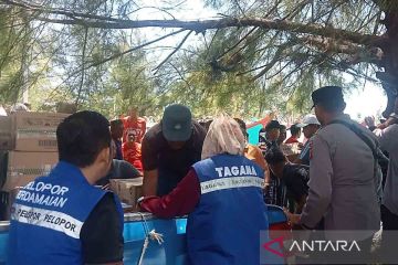 Aceh Selatan salurkan bantuan kemanusiaan kepada imigran Rohingya