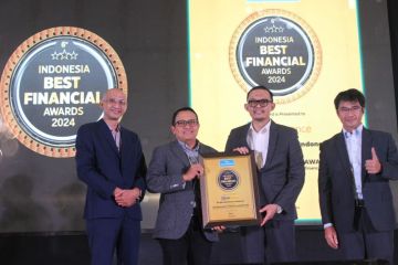 BRI Finance raih Kategori Best Social Contribution Reputation dari ajang 6th The Iconomics Indonesia Best Financial Awards 2024