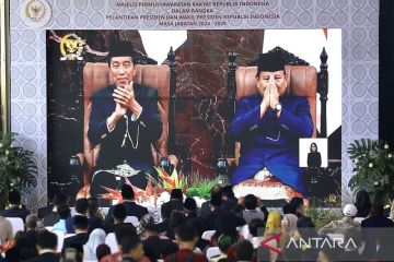 Suasana pelantikan presiden dan wakil presiden di MPR