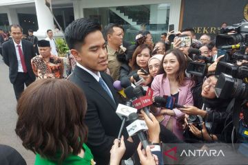 Kaesang hadiri pelantikan tiga kadernya sebagai menteri dan wamen