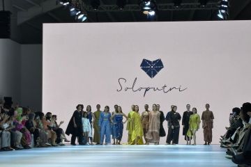 Glashka hingga Soloputri tampilkan koleksi busana terbaru di JFW 2025