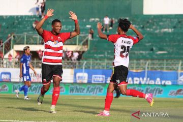 Madura United kalahkan tim tamu PSIS Semarang 2-0