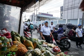 Pengamat usulkan perusahaan TPT beradaptasi dengan pasar dan tren