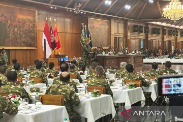 Pembekalan kabinet hari pertama ditutup santap malam