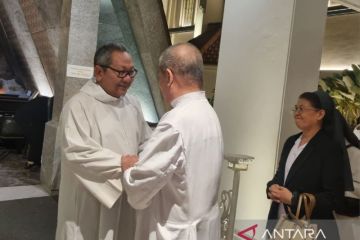 Gereja Katolik umumkan Agustinus Tri Budi Utomo jadi Uskup Surabaya