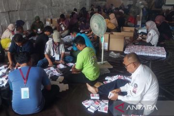 12 difabel dilibatkan dalam sortir surat suara Pilkada 2024 di Kudus