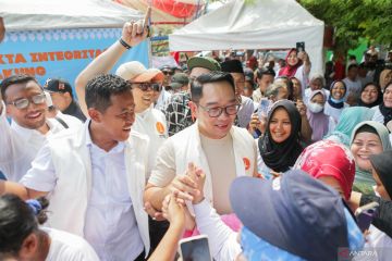 Ridwan Kamil pastikan program KJP dilanjutkan 