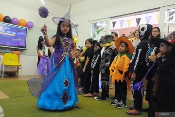 Tara Cochran, influencer yang hapus batas gender kostum Halloween anak