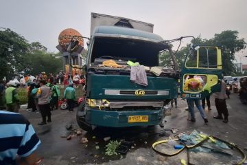 Kapolres: Empat orang luka serius ditabrak truk kontainer di Tangerang