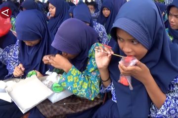 Kolaka Utara luncurkan program makan siang gratis bagi anak sekolah