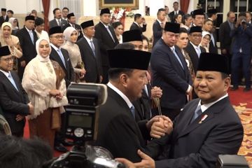 Presiden Prabowo lantik menteri dan kepala lembaga di Istana Negara