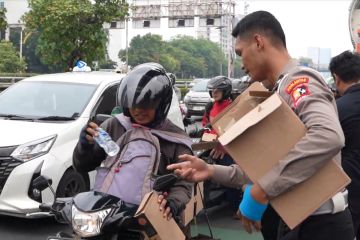 Korlantas Polri dukung Makan Bergizi Gratis lewat Jumat Berkah