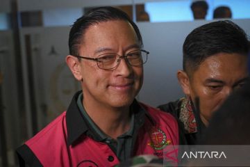 Tom Lembong dicecar soal surat impor gula saat diperiksa 10 jam