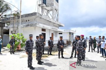 Panglima Koarmada II cek pos TNI AL di pulau paling utara Indonesia