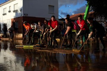 Alfafar di Spanyol berjuang untuk pulih pascabanjir mematikan