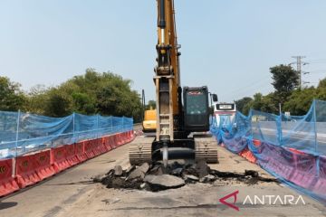 Jasamarga Transjawa rekonstruksi jembatan Km 62 Tol Jakarta-Cikampek