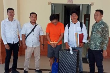 Polres Bandara Bali limpahkan penyelundup 8.750 benih lobster ke jaksa