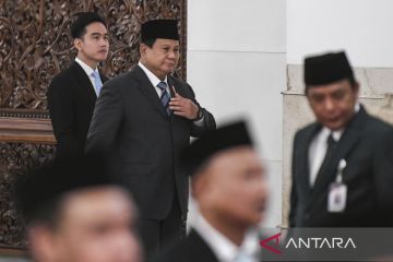 Presiden Prabowo lantik wakil ketua dan anggota Dewan Ekonomi Nasional di Istana Negara