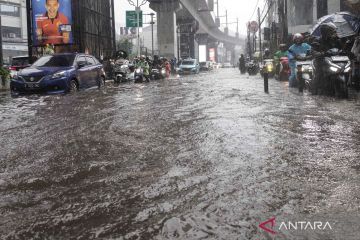 BMKG prakirakan sebagian Jakarta hujan ringan pada Sabtu siang