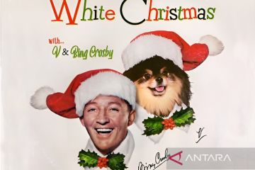 Kolaborasi V BTS dan Bing Crosby melalui single "White Christmas"