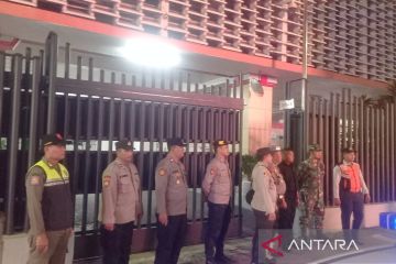 Polisi dan Bawaslu jaga gudang logistik untuk cegah kecurangan