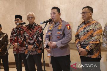 Kapolri tegaskan tindak anggota terlibat judi daring