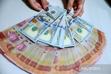 Rupiah menguat setelah pemangkasan suku bunga Fed