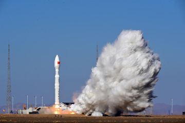 China luncurkan roket pengangkut  Lijian-1 Y5, bawa 15 satelit