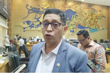 Baleg DPR rapat dengan 13 komisi dengar usulan RUU untuk Prolegnas