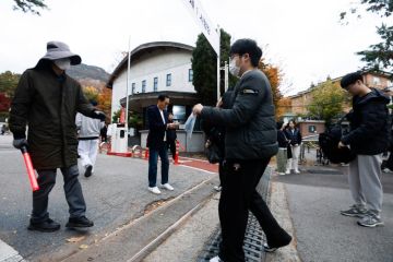 Pelajar Korea Selatan ikuti ujian masuk perguruan tinggi tahunan