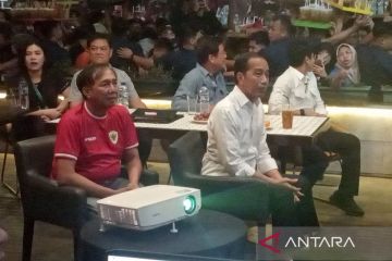 Jokowi nobar laga Timnas Indonesia lawan Jepang di Purwokerto