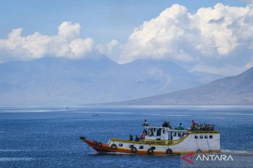 Kapal motor kayu alternatif angkutan antarpulau di NTT