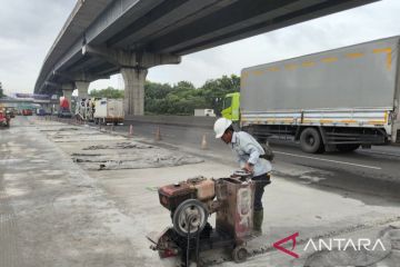 Jasamarga rekonstruksi Km 32 Tol Jakarta-Cikampek