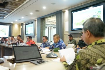 Pemprov Sumbar upayakan perbaikan jalan gunakan dana pusat