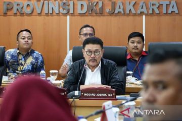 Legislator minta Pemprov DKI wajibkan lurah tempati rumah dinas