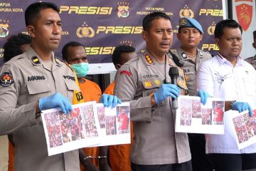 Polisi tetapkan tiga anggota KNPB sebagai tersangka pengeroyokan