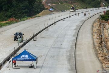 Pembangunan jalan tol Serang-Panimbang seksi II ditargetkan selesai Maret 2025